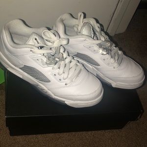 Retro 5 low Jordans